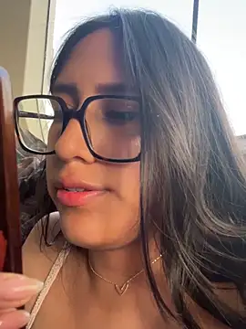 AleFantasy0001 online show from December 2, 2025, 10:55 pm