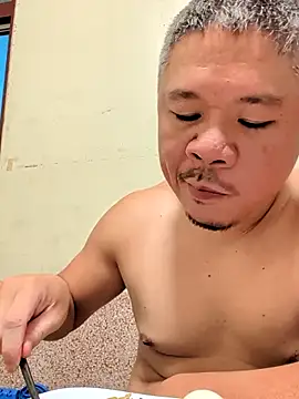 taiwan07010 online show from April 20, 2026, 12:08 pm