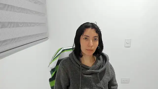 Snapshot of Electraa_fox chatting on October 17, 2025, 12:58 am Electraa fox online show from October 17, 2025, 12:58 am