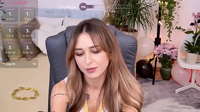 Sophie Enzo online show from October 27, 2025, 10:00 pm