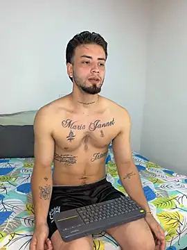 MattDevon online show from July 30, 2026, 2:10 am
