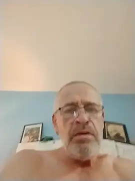 Snapshot of geilerschwanz64 chatting on November 26, 2025, 8:20 pm geilerschwanz64 online show from November 26, 2025, 8:20 pm