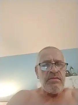 Snapshot of geilerschwanz64 chatting on June 21, 2026, 3:45 am geilerschwanz64 online show from June 21, 2026, 3:45 am