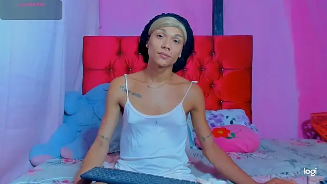 StassieBell online show from March 19, 2026, 12:32 am