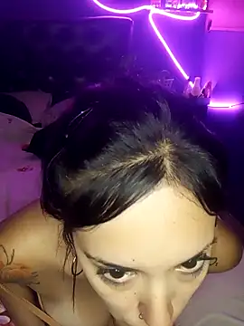 shishiii 11 online show from February 28, 2025, 7:15 am