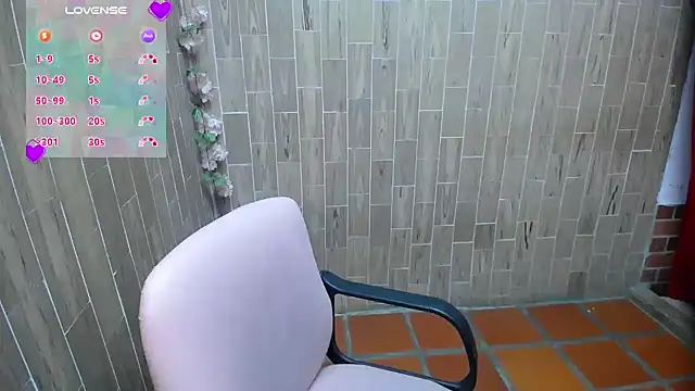 solyeria online show from February 26, 2026, 4:23 am