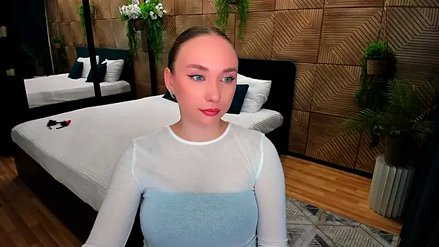 Snapshot of TrueReincarnation chatting on October 24, 2025, 10:03 am TrueReincarnation online show from October 24, 2025, 10:03 am