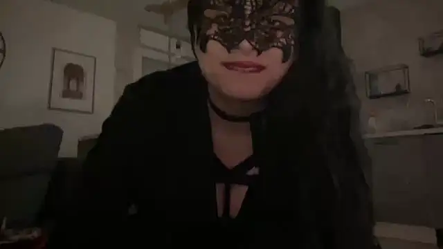 Snapshot of DominaCat75 chatting on December 1, 2024, 11:31 pm DominaCat75 online show from December 1, 2024, 11:31 pm