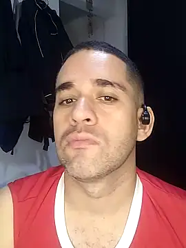 Snapshot of CRISTHIAN_GREY01 chatting on March 14, 2025, 3:58 pm CRISTHIAN GREY01 online show from March 14, 2025, 3:58 pm