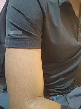 KissesBoyAD online show from December 2, 2025, 7:04 pm