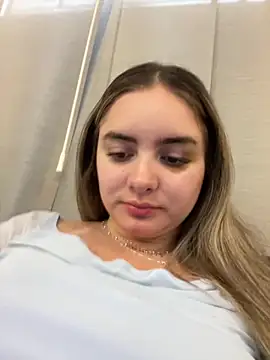 Snapshot of imlindapink chatting on October 4, 2025, 5:47 pm imlindapink online show from October 4, 2025, 5:47 pm