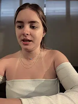 Snapshot of imlindapink chatting on October 14, 2025, 3:01 pm imlindapink online show from October 14, 2025, 3:01 pm