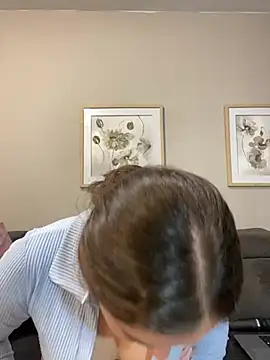 Snapshot of imlindapink chatting on March 12, 2025, 4:56 pm imlindapink online show from March 12, 2025, 4:56 pm