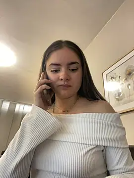 Snapshot of imlindapink chatting on March 18, 2025, 5:01 pm imlindapink online show from March 18, 2025, 5:01 pm