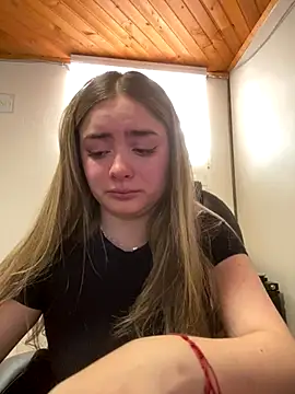 Snapshot of imlindapink chatting on September 17, 2025, 5:15 pm imlindapink online show from September 17, 2025, 5:15 pm