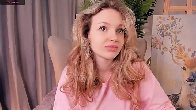 ElizavecaSunrise online show from April 22, 2026, 8:10 am