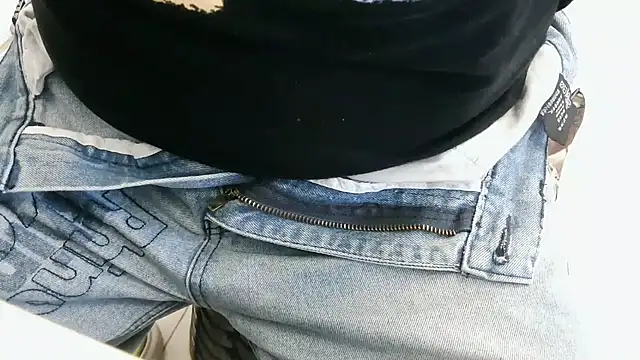 Snapshot of XiaoGuoGuo284512 chatting on November 28, 2025, 4:34 am XiaoGuoGuo284512 online show from November 28, 2025, 4:34 am