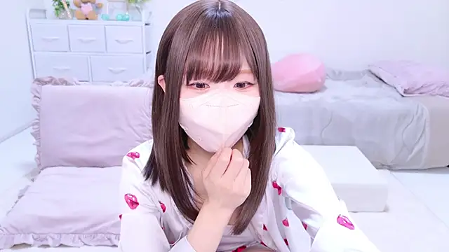 328 mitsuha online show from January 27, 2025, 4:33 pm