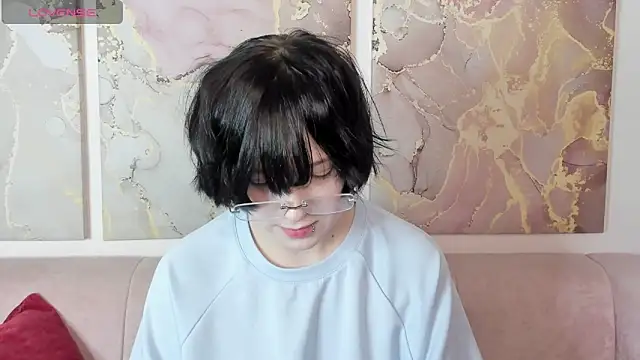 Snapshot of fiamoory chatting on February 5, 2026, 1:23 am fiamoory online show from February 5, 2026, 1:23 am