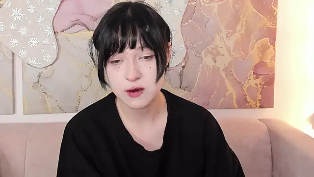 Snapshot of fiamoory chatting on December 16, 2025, 1:21 am fiamoory online show from December 16, 2025, 1:21 am