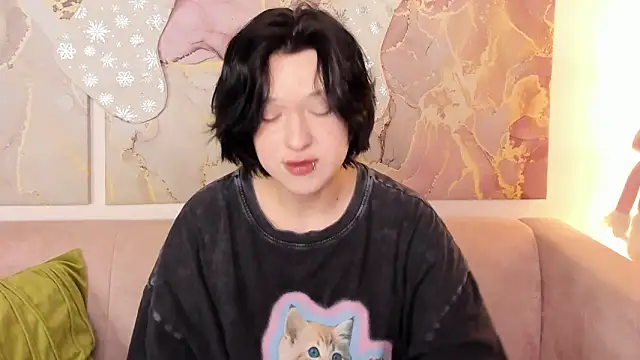 Snapshot of fiamoory chatting on December 17, 2025, 1:10 am fiamoory online show from December 17, 2025, 1:10 am