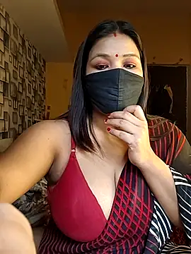 Snapshot of Radhikadavi879 chatting on December 2, 2025, 6:04 am Radhikadavi879 online show from December 2, 2025, 6:04 am