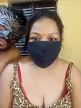 Snapshot of Radhikadavi879 chatting on March 12, 2025, 6:53 pm Radhikadavi879 online show from March 12, 2025, 6:53 pm