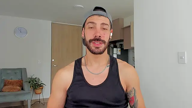 Guyinthemountain online show from February 10, 2025, 7:38 pm