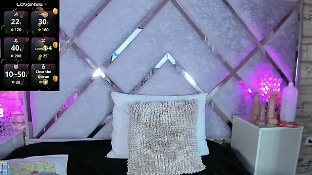 Snapshot of _jade_white_ chatting on September 23, 2025, 1:18 pm jade white online show from September 23, 2025, 1:18 pm