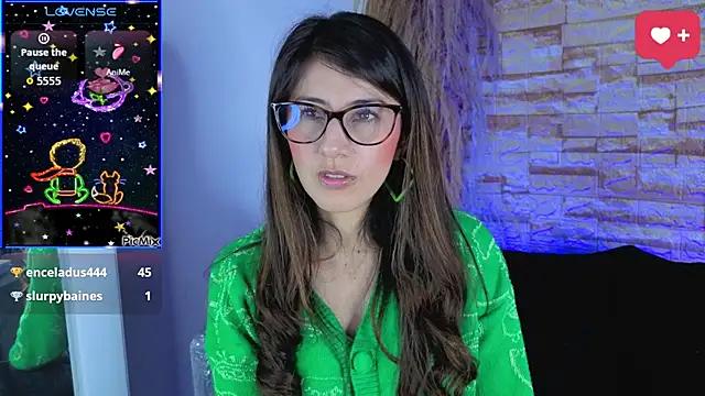  jade white  online show from March 4, 2026, 2:47 pm