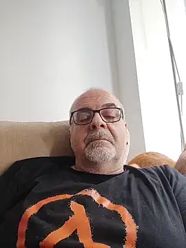 Satiro Sevilla online show from April 11, 2026, 4:10 pm