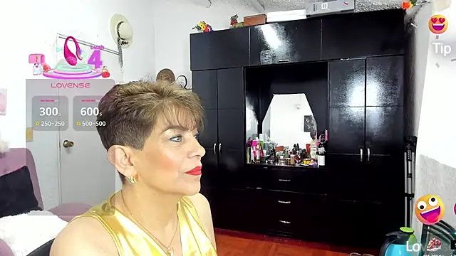 Angelina Stone 65 online show from October 30, 2025, 9:44 pm