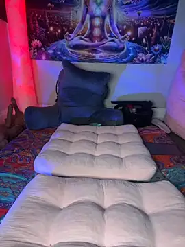 Snapshot of redbonejada chatting on November 17, 2025, 5:28 pm redbonejada online show from November 17, 2025, 5:28 pm