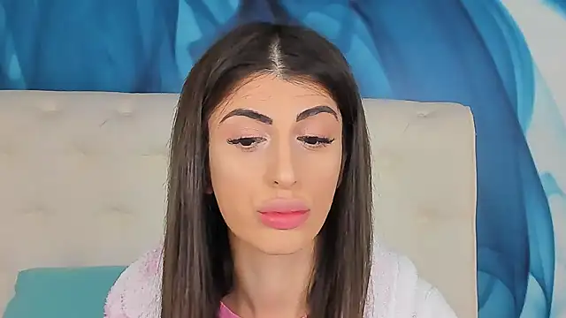 SkinnyDolly online show from March 1, 2026, 8:42 pm