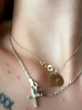 Snapshot of emma05 chatting on October 11, 2025, 10:27 am emma05 online show from October 11, 2025, 10:27 am