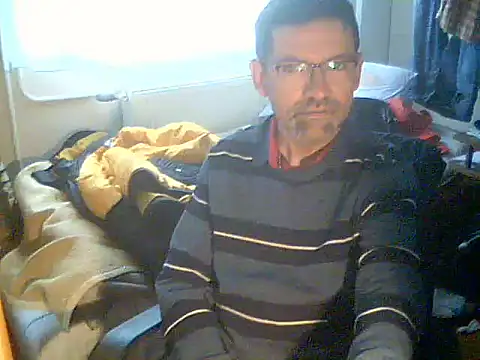 Snapshot of Gaberinci48 chatting on November 30, 2025, 9:54 am Gaberinci48 online show from November 30, 2025, 9:54 am