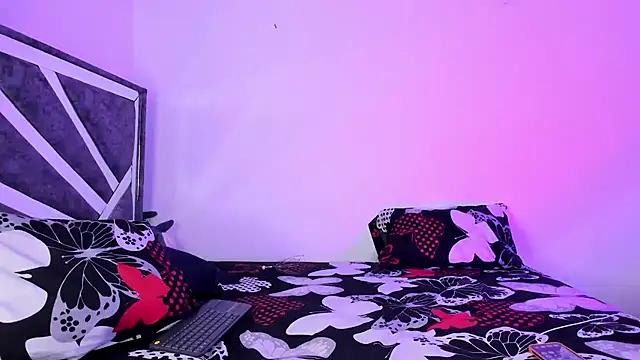 Snapshot of ander_deimond_ chatting on March 19, 2025, 2:13 pm ander deimond  online show from March 19, 2025, 2:13 pm