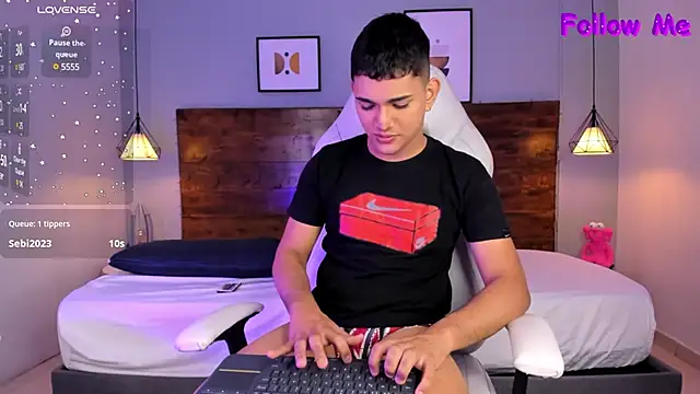 Snapshot of ander_deimond_ chatting on February 11, 2025, 4:24 pm ander deimond  online show from February 11, 2025, 4:24 pm