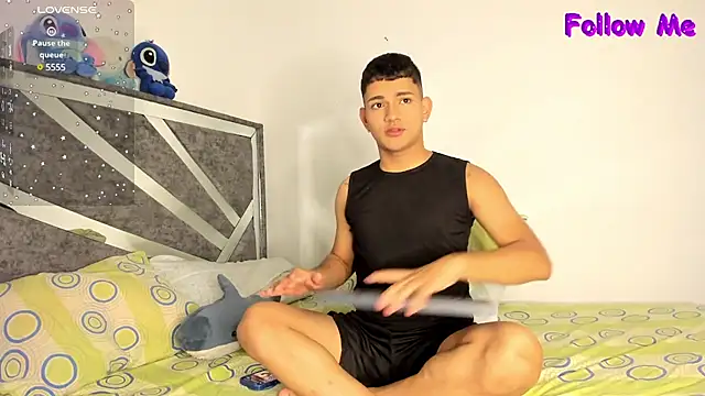 Snapshot of ander_deimond_ chatting on February 10, 2025, 3:35 am ander deimond  online show from February 10, 2025, 3:35 am