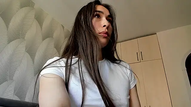 Bambiii bby online show from June 5, 2026, 8:09 am