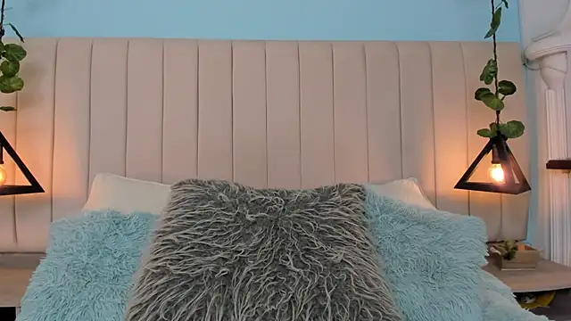 Snapshot of JulianaWaldo chatting on March 6, 2025, 1:03 pm JulianaWaldo online show from March 6, 2025, 1:03 pm