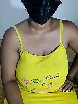 Snapshot of kumaricapalsex2 chatting on December 4, 2025, 6:29 pm kumaricapalsex2 online show from December 4, 2025, 6:29 pm