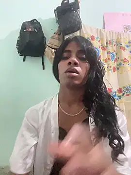 alejandrasxx online show from April 5, 2026, 4:19 am