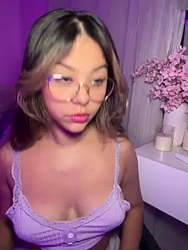 Snapshot of tuckersabrina chatting on October 14, 2025, 11:55 am tuckersabrina online show from October 14, 2025, 11:55 am