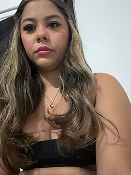 Snapshot of tuckersabrina chatting on December 14, 2024, 8:45 am tuckersabrina online show from December 14, 2024, 8:45 am