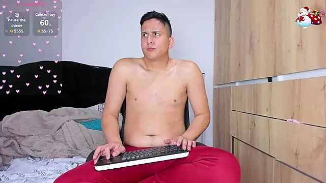 ANDREZALVAREZ online show from December 17, 2025, 7:52 pm