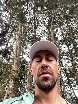 Snapshot of dantedesirexx chatting on February 25, 2025, 8:21 pm dantedesirexx online show from February 25, 2025, 8:21 pm