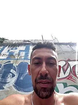 Snapshot of dantedesirexx chatting on March 18, 2025, 7:33 pm dantedesirexx online show from March 18, 2025, 7:33 pm