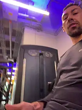 Snapshot of dantedesirexx chatting on March 4, 2026, 6:48 pm dantedesirexx online show from March 4, 2026, 6:48 pm