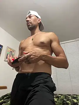 Snapshot of dantedesirexx chatting on February 21, 2025, 11:54 pm dantedesirexx online show from February 21, 2025, 11:54 pm